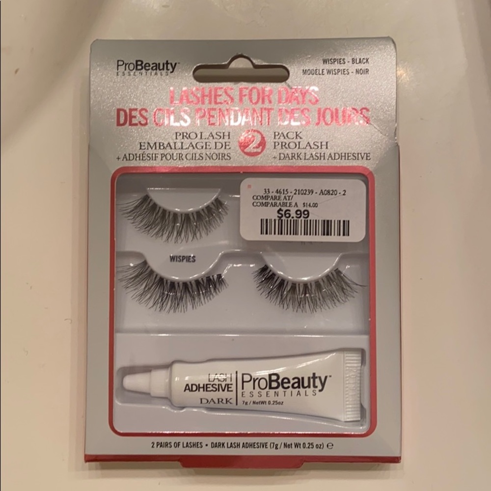 🍀$5🍀 2 Eyelash Sets & Glue